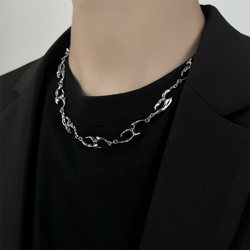 Irregular Shaped Metal Necklac - Street Fashion Trends 2025 评论和价格