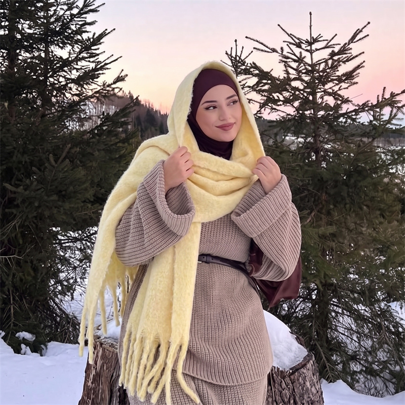 Vintage Plain Mohair Tassel Sc - Street Fashion Hijab 评论和价格