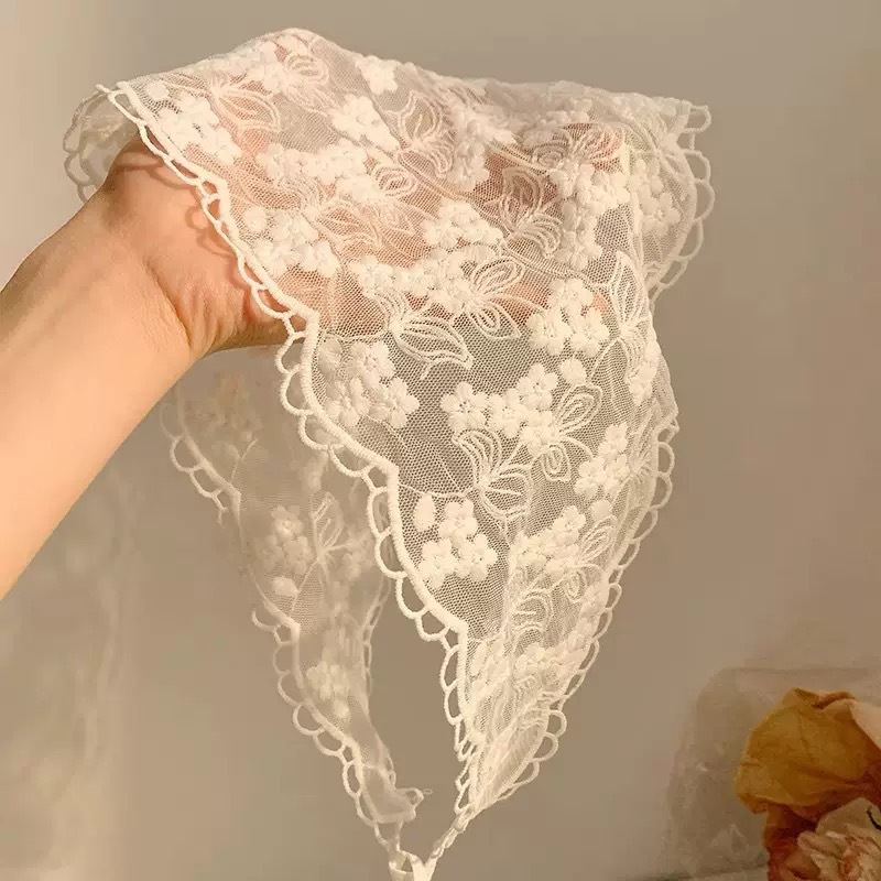 Triangle Lace Bandana Cream Wh - Bandana Multi Way 评论和价格