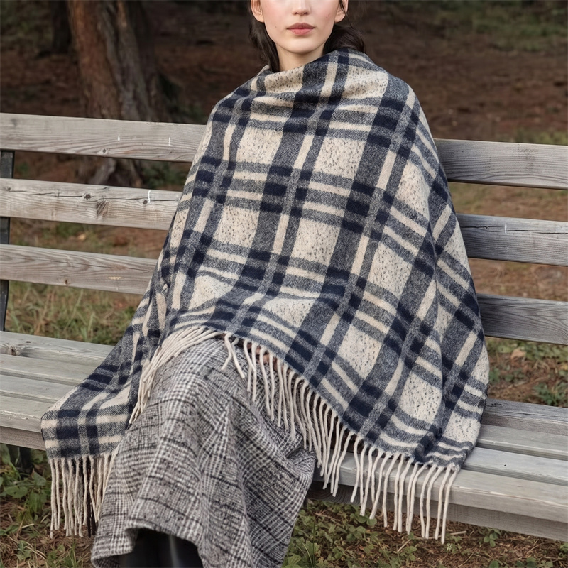 Heavy 750g Scarf Check Poncho  - Street Fashion Hijab 评论和价格