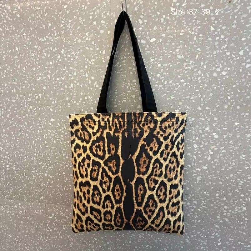 Summer Fashion Retro Leopard P - Tote Bag Canvas Print 评论和价格